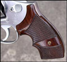 S&W Model 64 & Eagle Grips 010.JPG