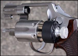 S&W Model 64 & Eagle Grips 009.JPG